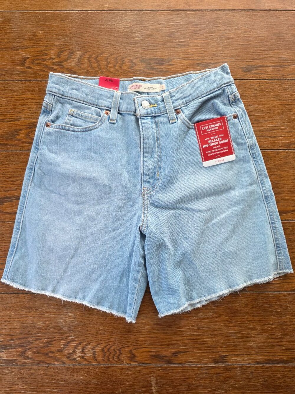 Signature by Levi Strauss & Co. Women's Vintage Relaxed Mid-Thigh Shorts